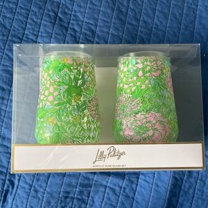 Lilly Pulitzer set of 2 acrylic wine glasses NIB